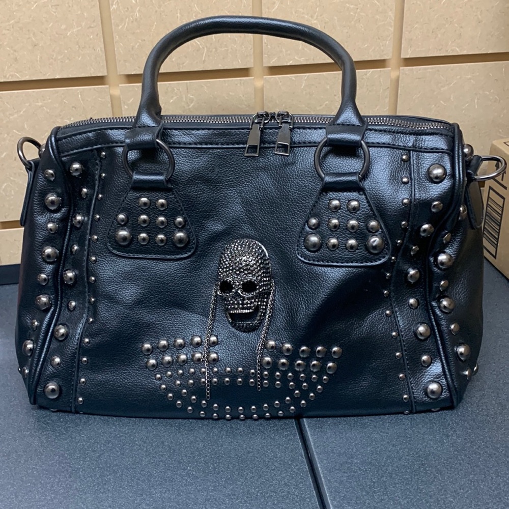 Black Skull purse